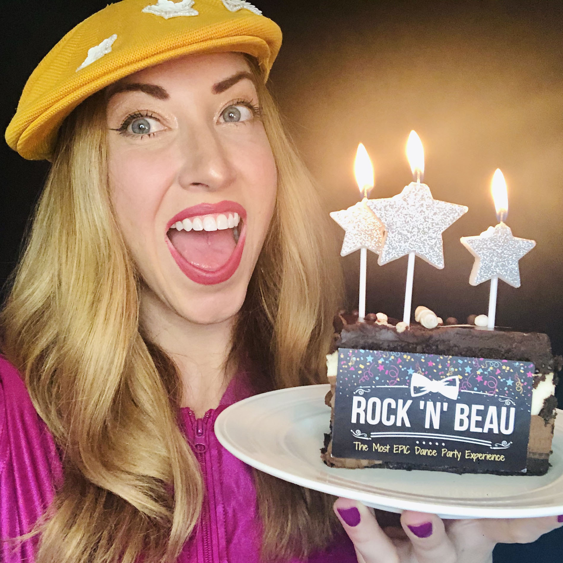 Rachel-holding-cake